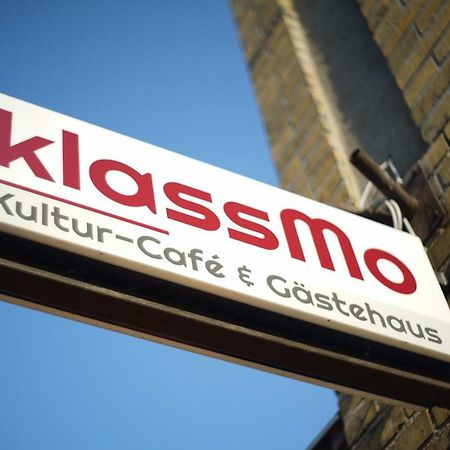Klassmo Kulturcafe&Gaestehaus Mit Kulturwerkstatt Лукенвалде Екстериор снимка